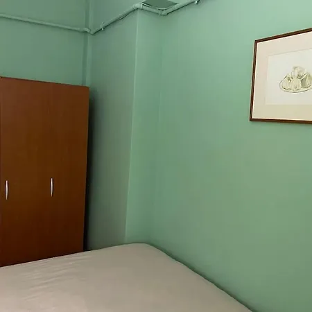 Daire Ueskuedar Merkezde Ve Kadikoey'e 5 Dk Uzaklikta Ev İstanbul