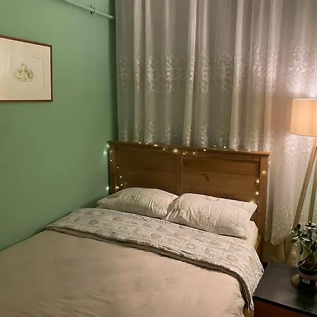 Ueskuedar Merkezde Ve Kadikoey'e 5 Dk Uzaklikta Ev