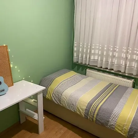 Ueskuedar Merkezde Ve Kadikoey'e 5 Dk Uzaklikta Ev Daire İstanbul