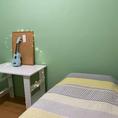 Ueskuedar Merkezde Ve Kadikoey'e 5 Dk Uzaklikta Ev *